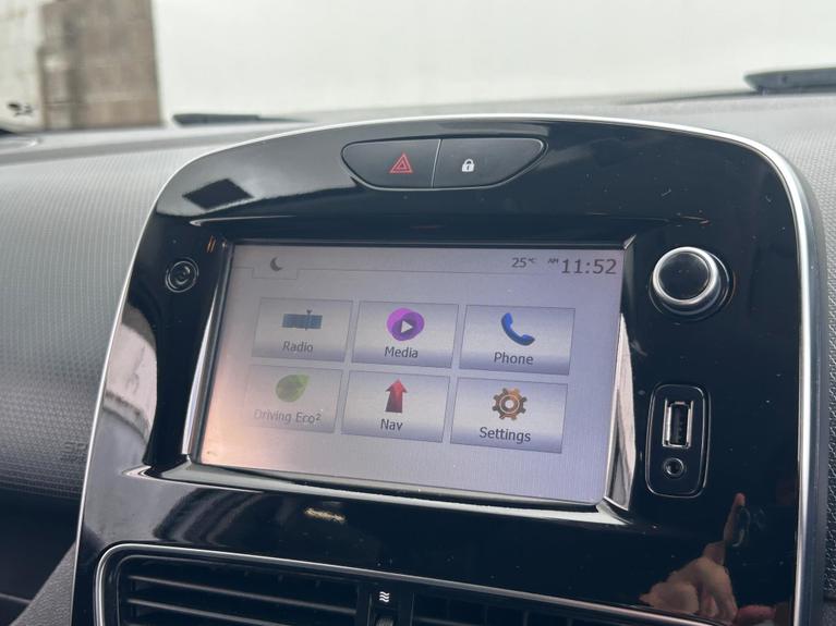 Used Renault Clio WV67ZDU 13
