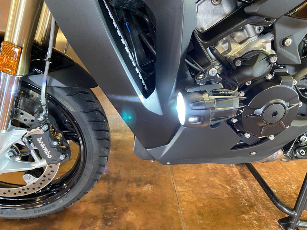 BMW S 1000 XR Photo at-3f7f10c476cc4f83bac71f152f589e1d.jpg