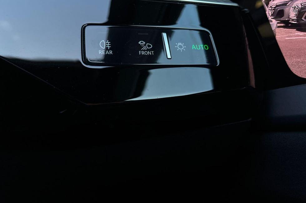 Audi e-tron Photo at-3f953880c18c4567b09f75acedc0b778.jpg