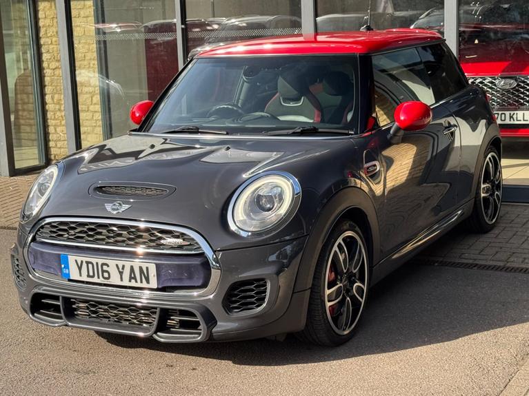 Used MINI Hatch YD16YAN 4