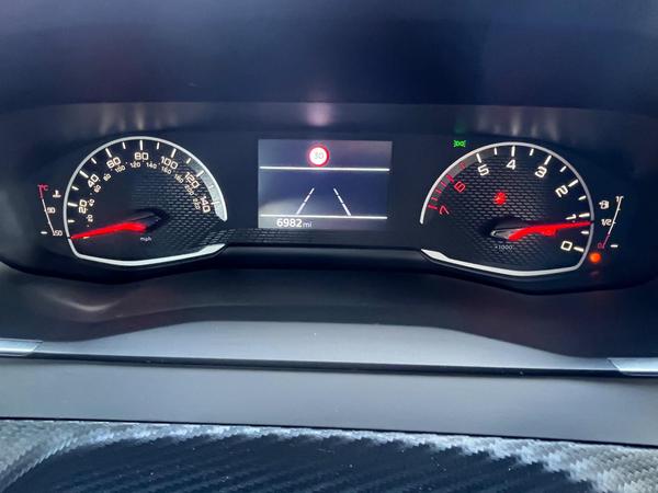 Used Peugeot 208 KJ25WFZ 57
