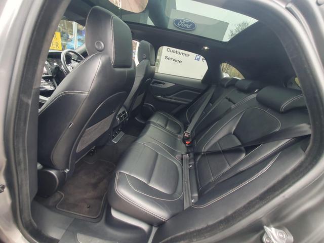 Used Jaguar F-PACE YA69ZDF 31