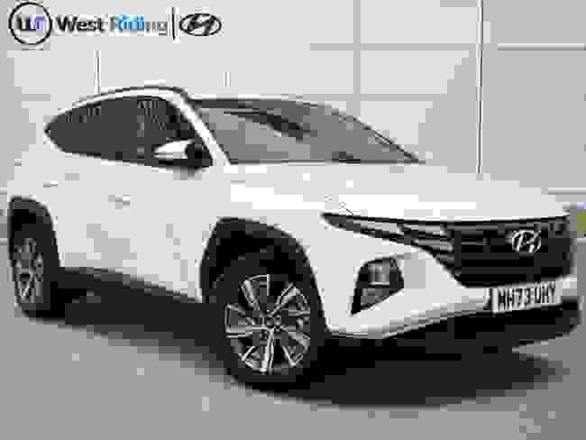 Used 2023 Hyundai TUCSON 1.6 h T-GDi SE Connect Auto Euro 6 (s/s) 5dr White at West Riding