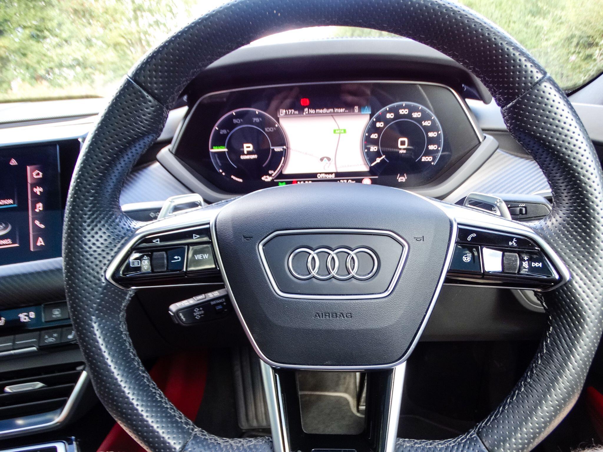 Audi RS e-tron GT 93.4kWh Auto quattro 4dr — photo 8