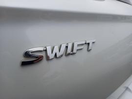 Suzuki Swift Photo 17