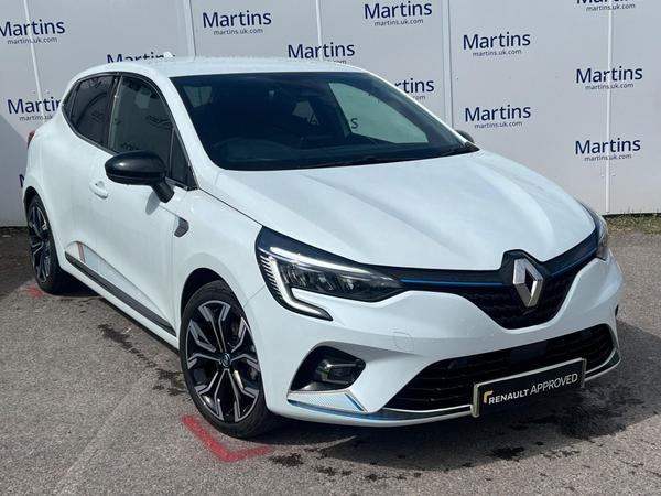Used 2021 Renault Clio 1.6 E-TECH Launch Edition Auto Euro 6 (s/s) 5dr at Martins Group