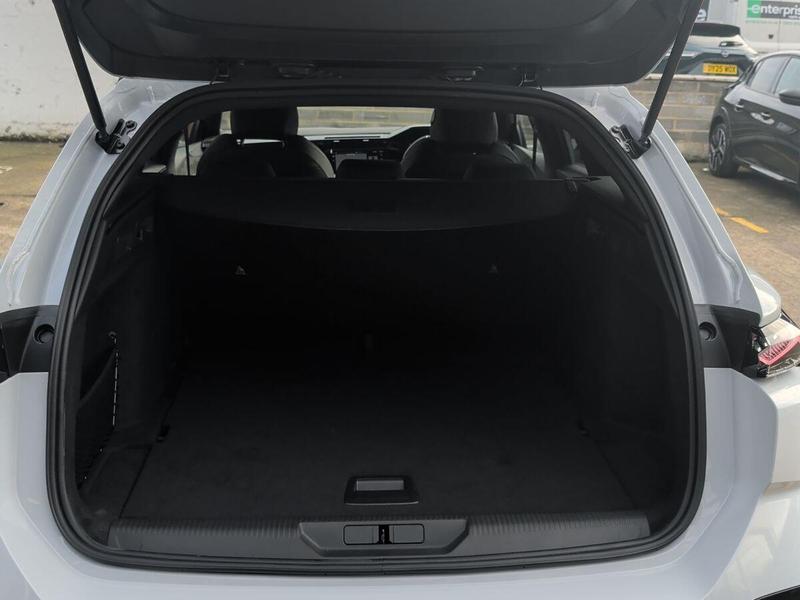 Used Peugeot 308 SW 202601058928729 31