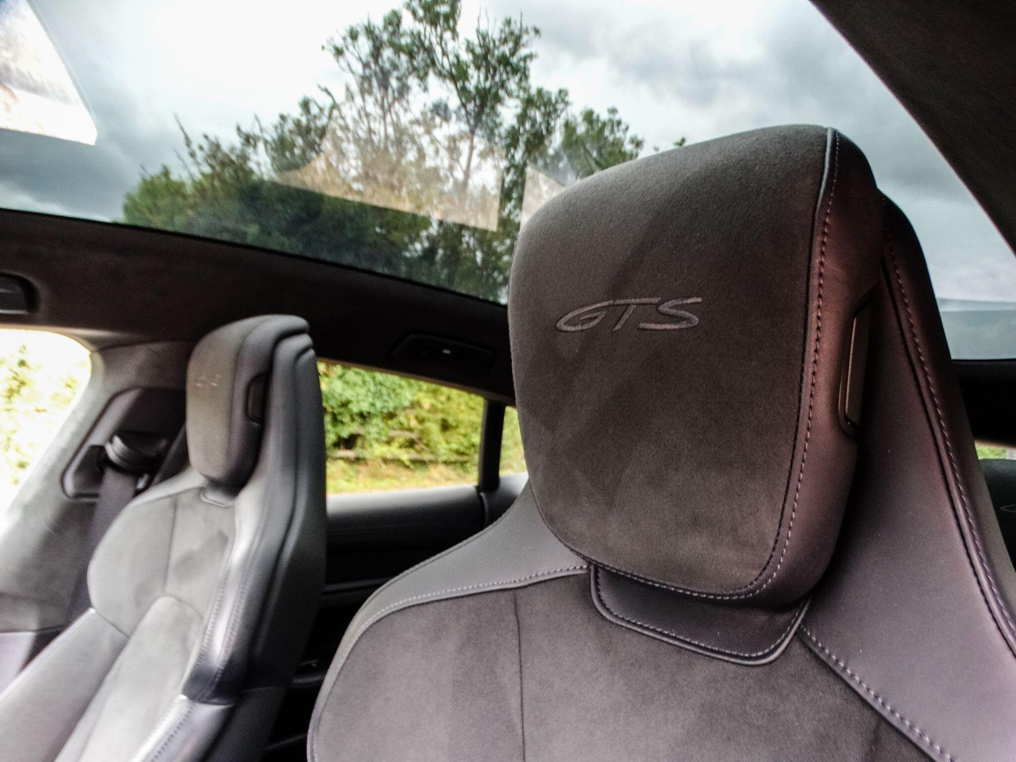 Porsche Taycan Performance Plus 93.4kWh GTS Sport Turismo Auto 4WD 5dr (11kW Charger) — photo 13