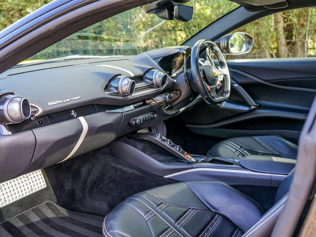 Used Ferrari 812 Superfast OO08SPB 14