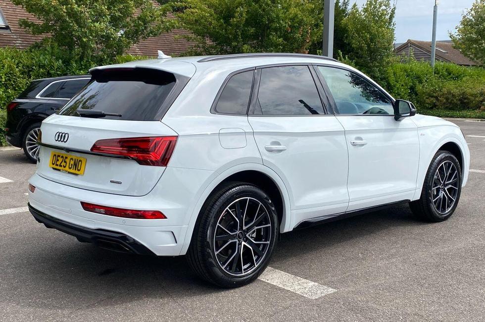 Audi Q5 Photo at-4068cbd181c045bebf0acc0d0604cbe7.jpg