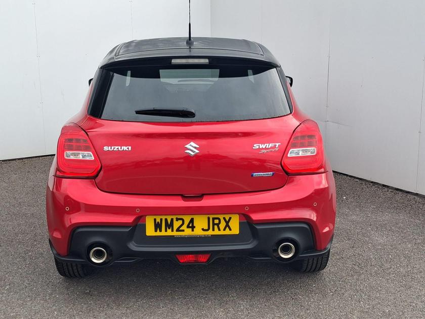 Suzuki Swift Photo at-408c35ca7d81460b82a946120e296c37.jpg