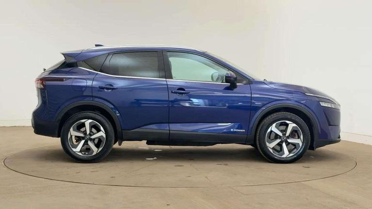 Used Nissan Qashqai BT24EOY 5
