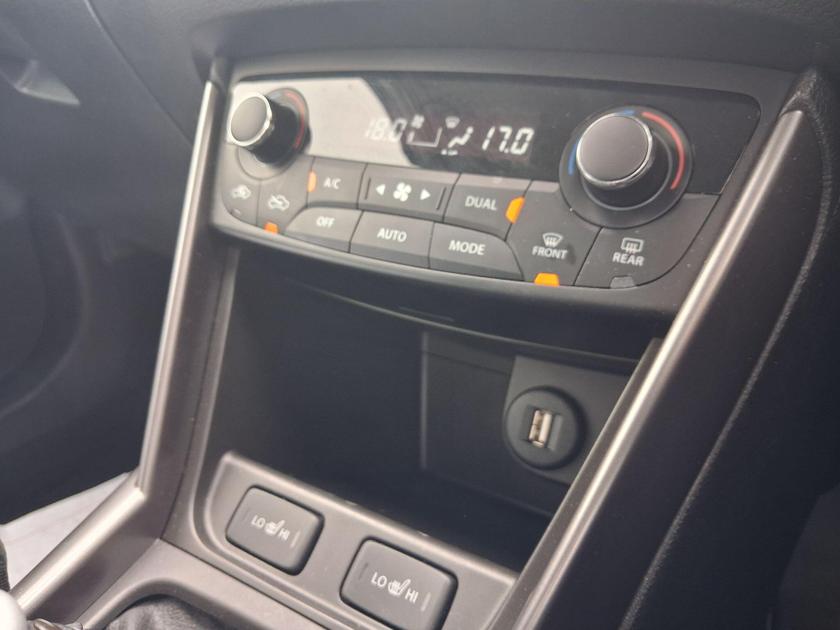 Suzuki S-Cross Photo at-408e09d78f9c4b9ead33680a1a15655d.jpg
