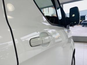 Ford Transit Custom Photo 8