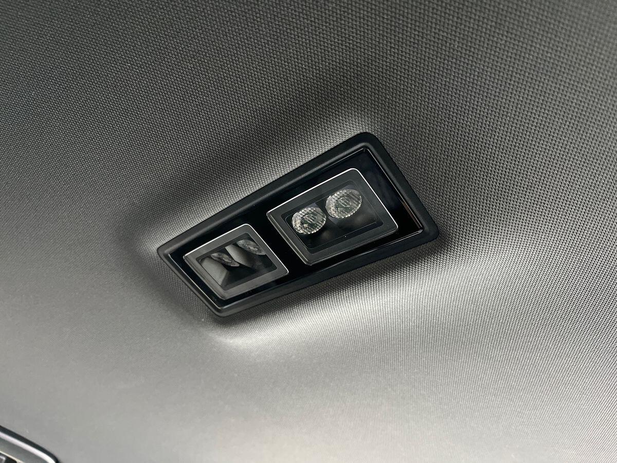 Volkswagen Golf Photo at-40c64fe599df4701808f81835eb7b09d.jpg