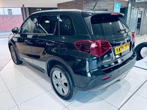 Suzuki Vitara Photo 2