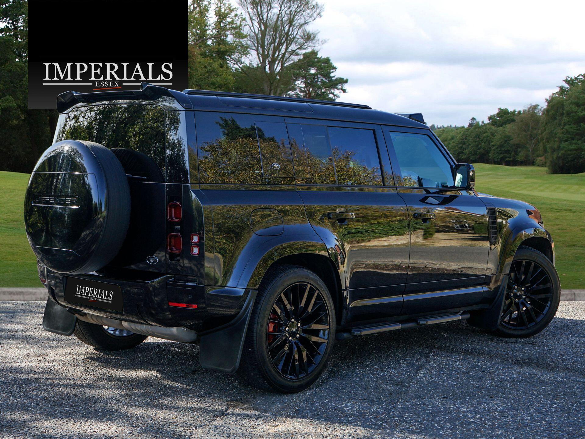 Land Rover Defender 110 3.0 D250 MHEV SE Auto 4WD Euro 6 (s/s) 5dr — photo 4