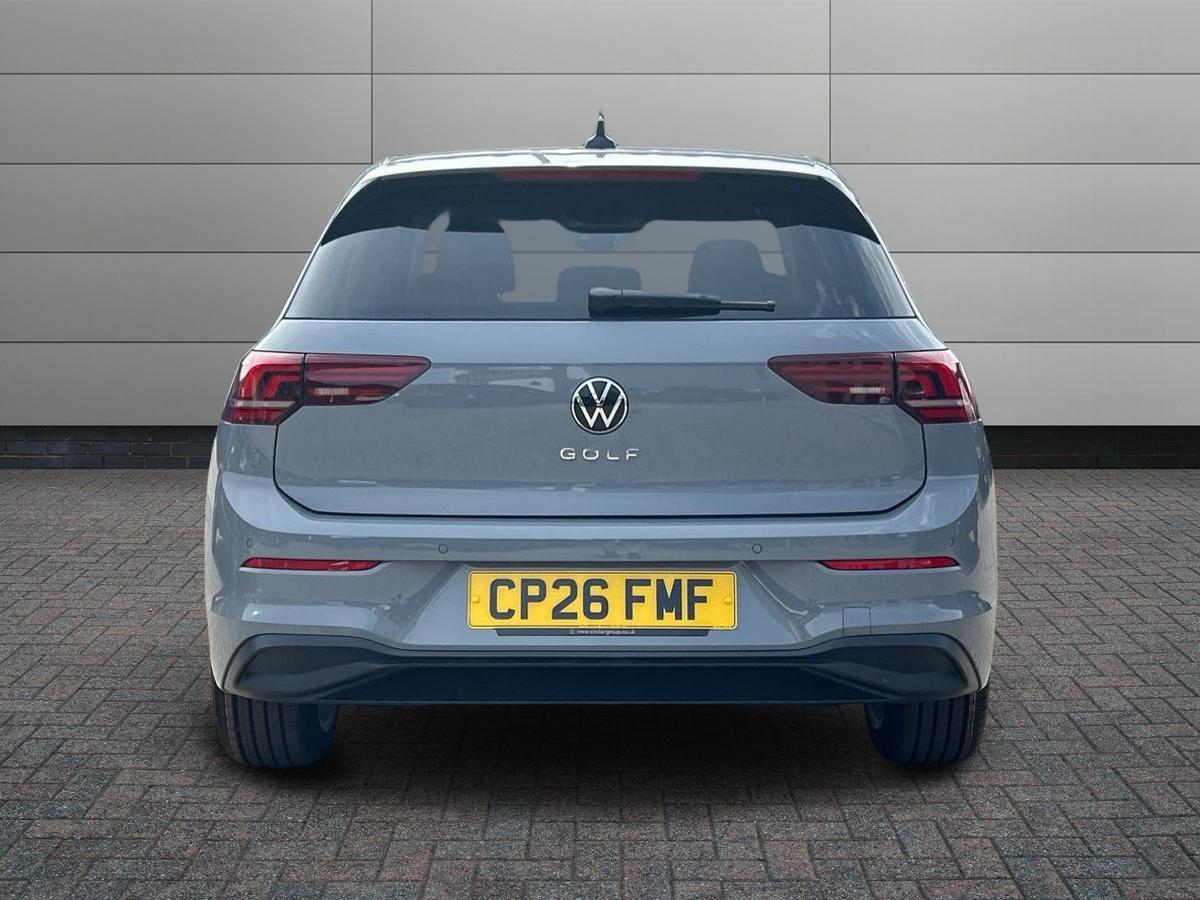 Volkswagen Golf Photo at-410fa71278684c4a94b79507e8b02985.jpg