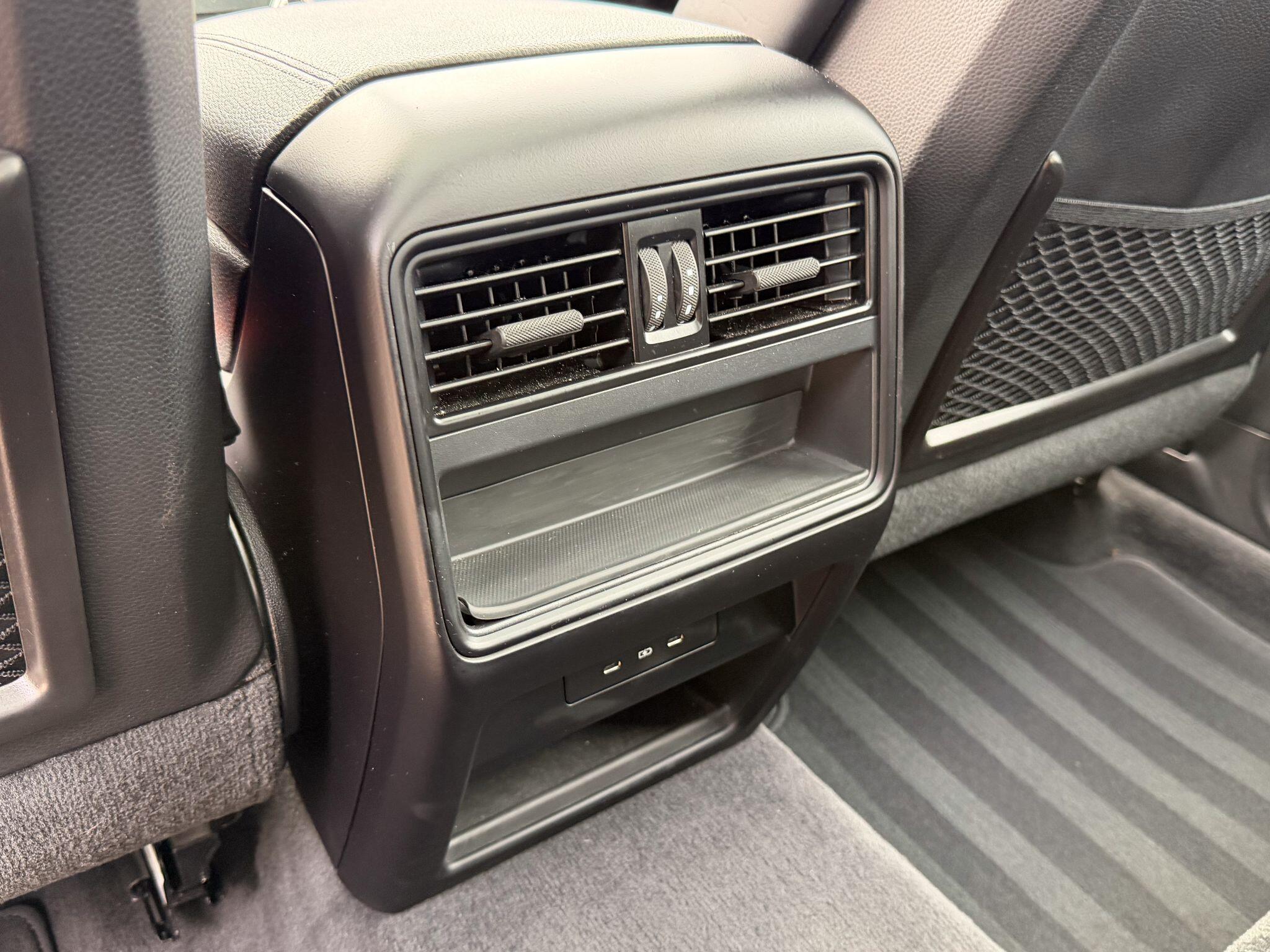 Porsche Cayenne 3.0 V6 E-Hybrid 25.9kWh TiptronicS 4WD Euro 6 (s/s) 5dr — photo 16