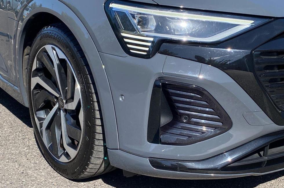 Audi Q8 Photo at-412dc38257064b23825cc2123b99d1ca.jpg
