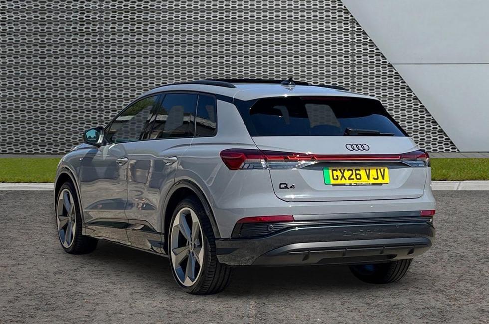 Audi Q4 Photo at-413a40bafa714451b408915eae26ed5c.jpg