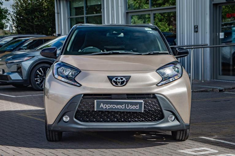 Used Toyota Aygo X WU73OPP 5