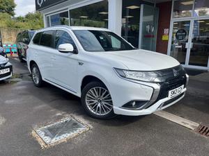 Used 2021 Mitsubishi Outlander 2.4h TwinMotor 13.8kWh Dynamic Safety CVT 4WD Euro 6 (s/s) 5dr at Balmer Lawn Group