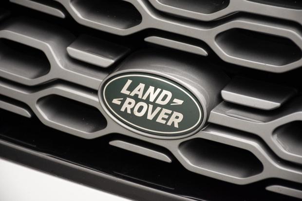 Land Rover DISCOVERY SPORT Photo at-418bd251d13340e486193c1d6511f39f.jpg