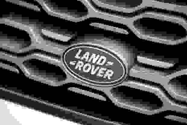Land Rover DISCOVERY SPORT Photo at-418bd251d13340e486193c1d6511f39f.jpg