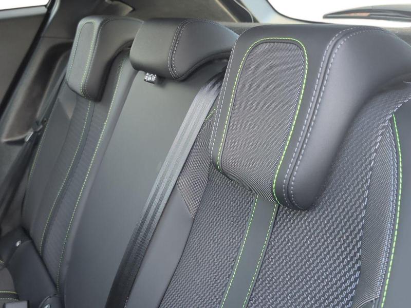 Used Peugeot 2008 KJ25AWO 14