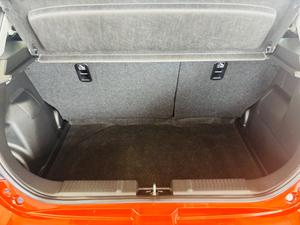 Suzuki Swift Photo 25