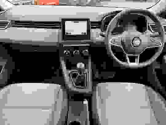 Renault Clio Photo at-41c2fd618d7b45a88c0d6be5656c3c77.jpg