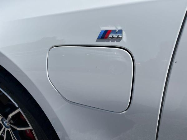 BMW 3 Series Photo at-41cfc757bd6a4f768458c37509f3b038.jpg