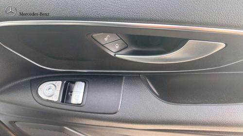 Mercedes-Benz Vito Photo at-41f3b5512fbf46918c870246dfc66a62.jpg