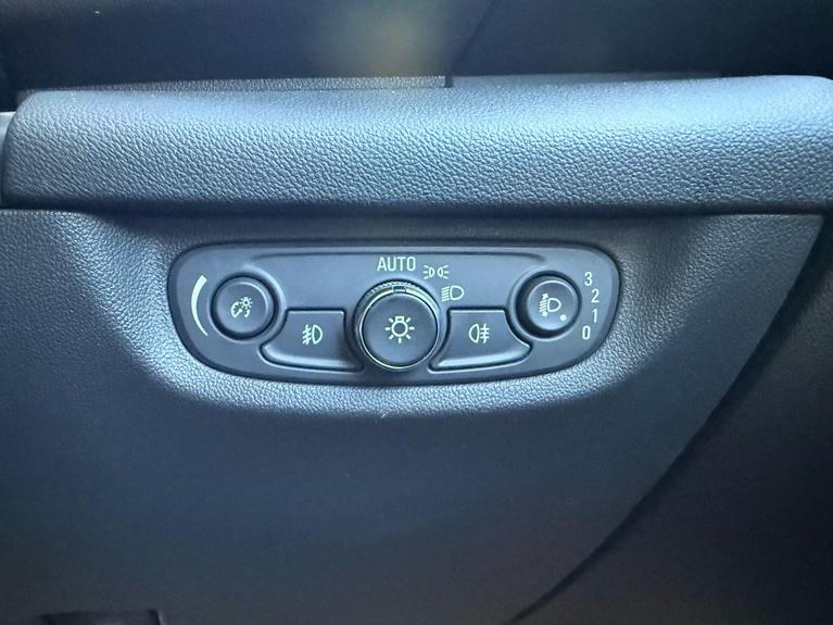 Used Vauxhall Insignia DT18NSO 15