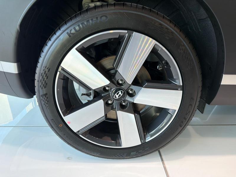 Hyundai Santa Fe Photo at-423f882ecf3c45dba34c791791578298.jpg