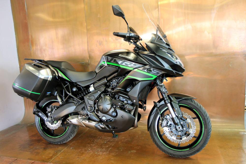 Kawasaki Versys 650 Photo at-424b94310c7b406abd7f06aec5887012.jpg