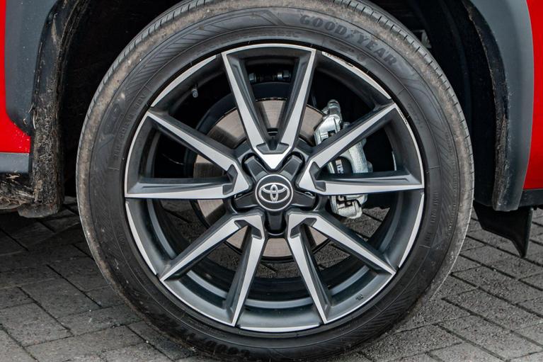 Used Toyota Yaris Cross WR75XUN 17