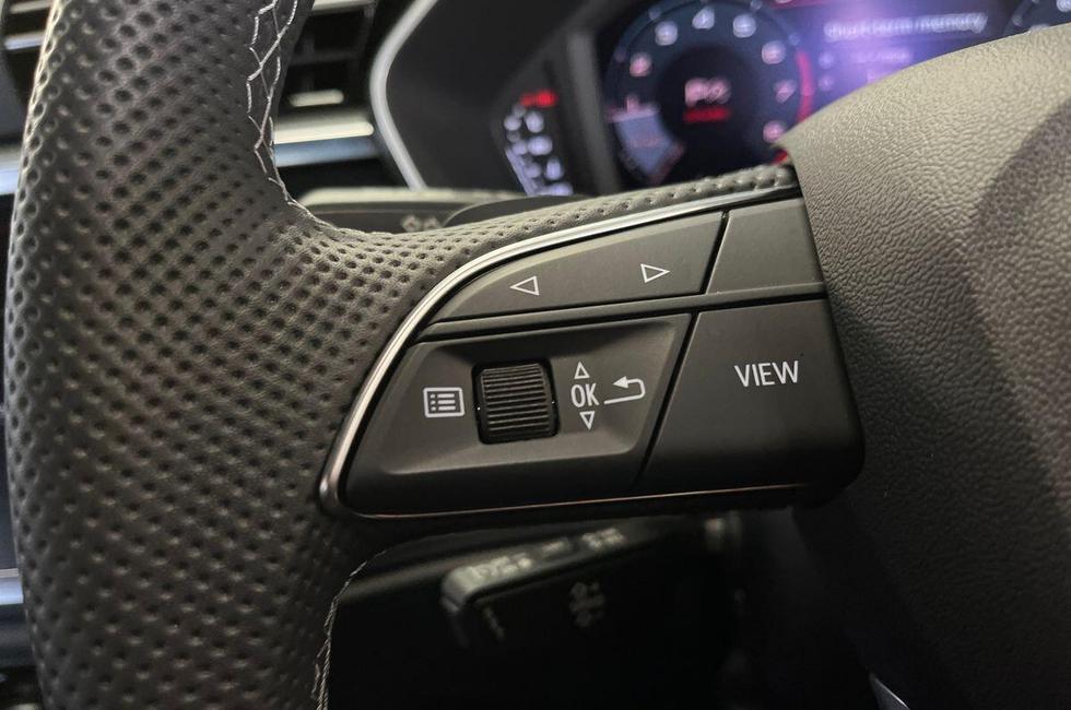 Audi Q3 Photo at-4278ac1597684371bb9078a6b57ed7f8.jpg