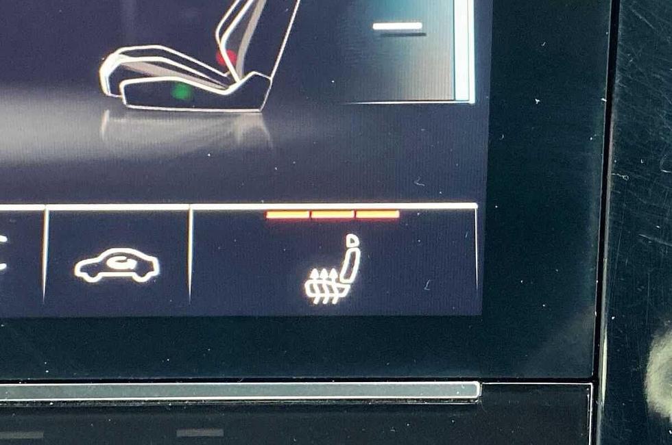 Audi Q8 Photo at-429315e8d89e42dc956b43d653724e06.jpg