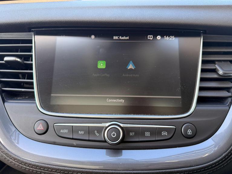 Used Vauxhall Grandland X BN20HZF 24