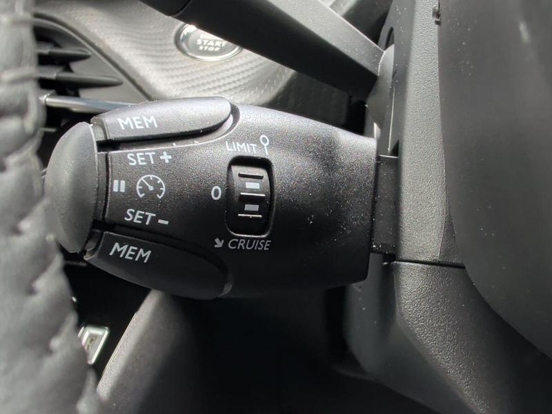 Used Peugeot 208 MC24HJV 38