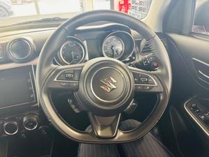 Suzuki Swift Photo 32