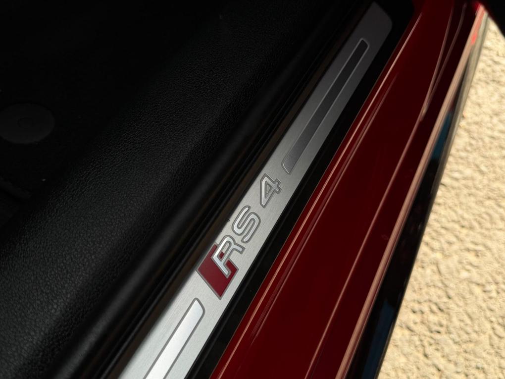 Used Audi RS4 Avant C13DJH 14