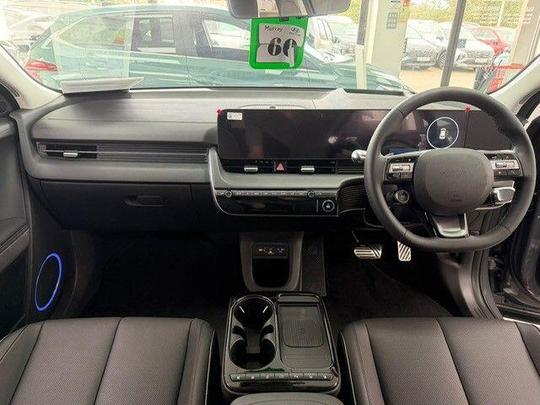 Hyundai IONIQ 5 Photo at-42ebe94d587b4942868d4269cb4b68c9.jpg