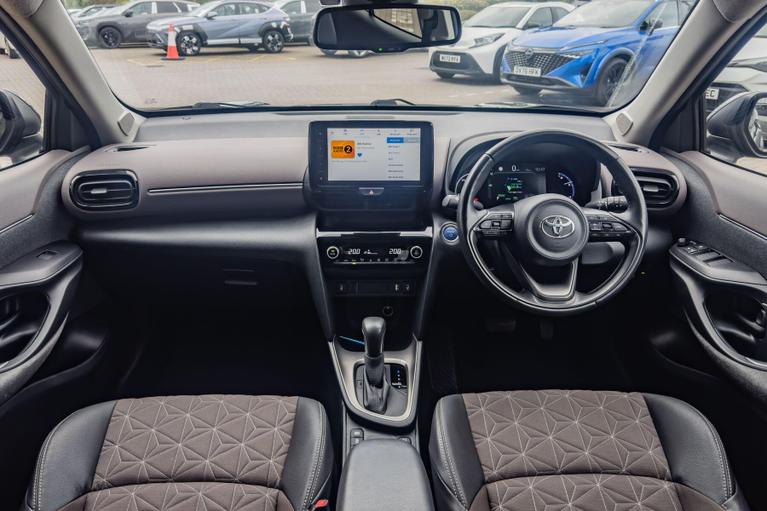 Used Toyota Yaris Cross WN22DGU 8