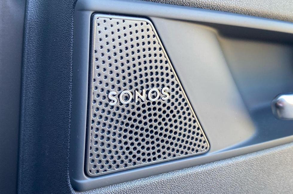 Audi Q3 Photo at-43282ed833584094ac6e4269f6bce924.jpg