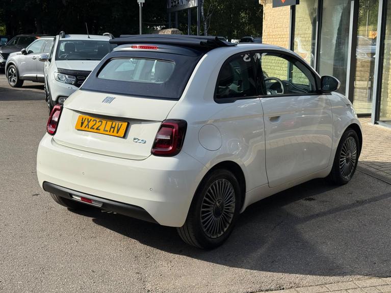 Used Fiat 500e C VX22LHV 8