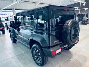 Suzuki Jimny Photo 2