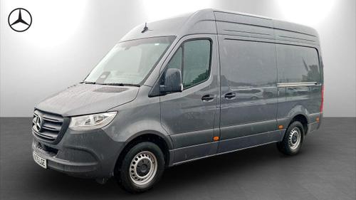 Mercedes-Benz Sprinter Photo at-436279954c824fb193dce2f2e5d05b59.jpg
